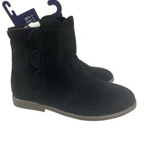 Gap Kids Black Scalloped Faux Sued Ankle Boots Size 11 NWT